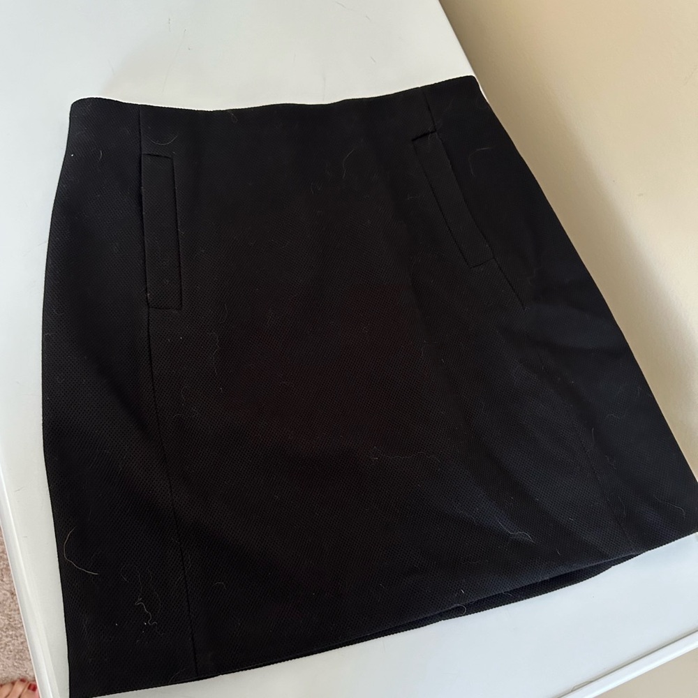 Banana republic black shirt fitted skirt size 4